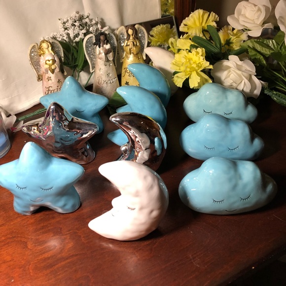 Ceramic Moon Trinket✅ - Picture 2 of 5